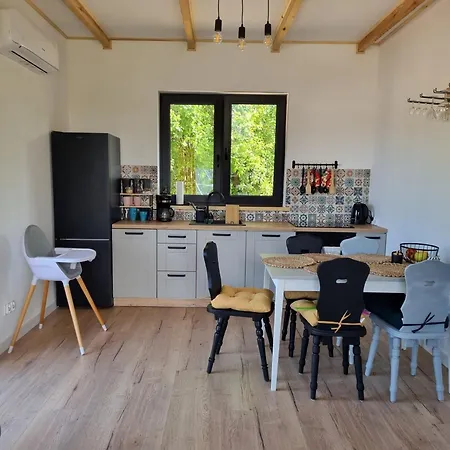 Villa W Malym Sadzie *