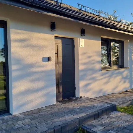 W Malym Sadzie Villa