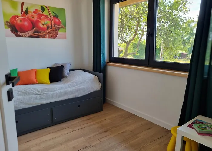 Villa W Malym Sadzie Dobra (Slupsk)