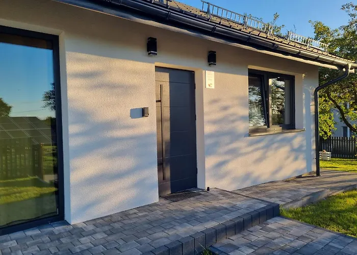 W Malym Sadzie Villa